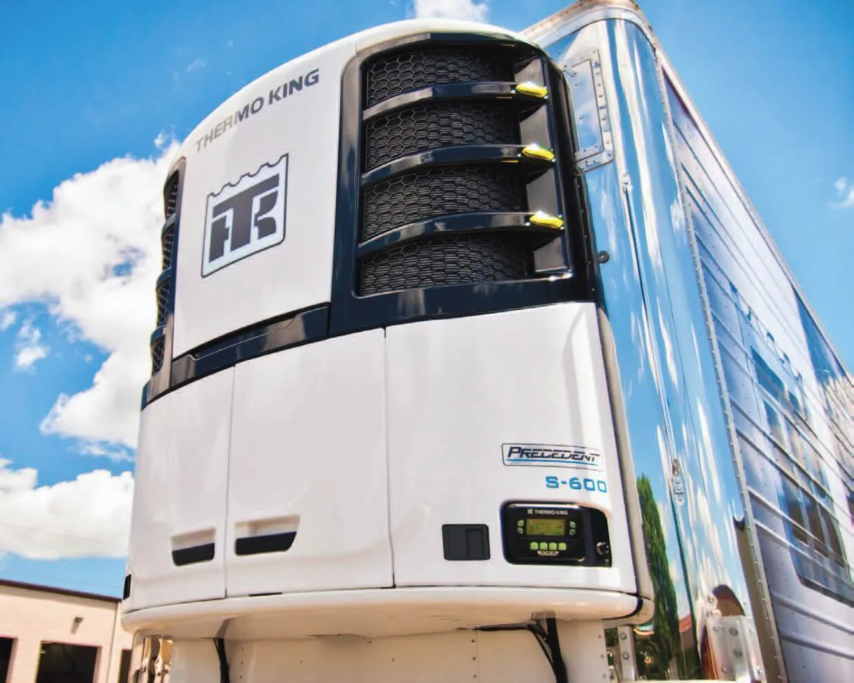 Refrigerated trailer units